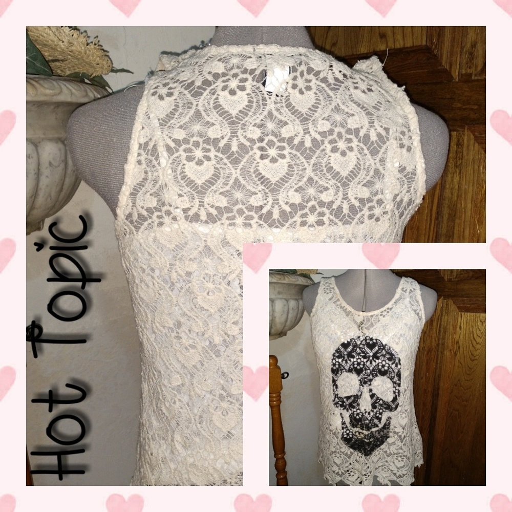 Crochet top with skull